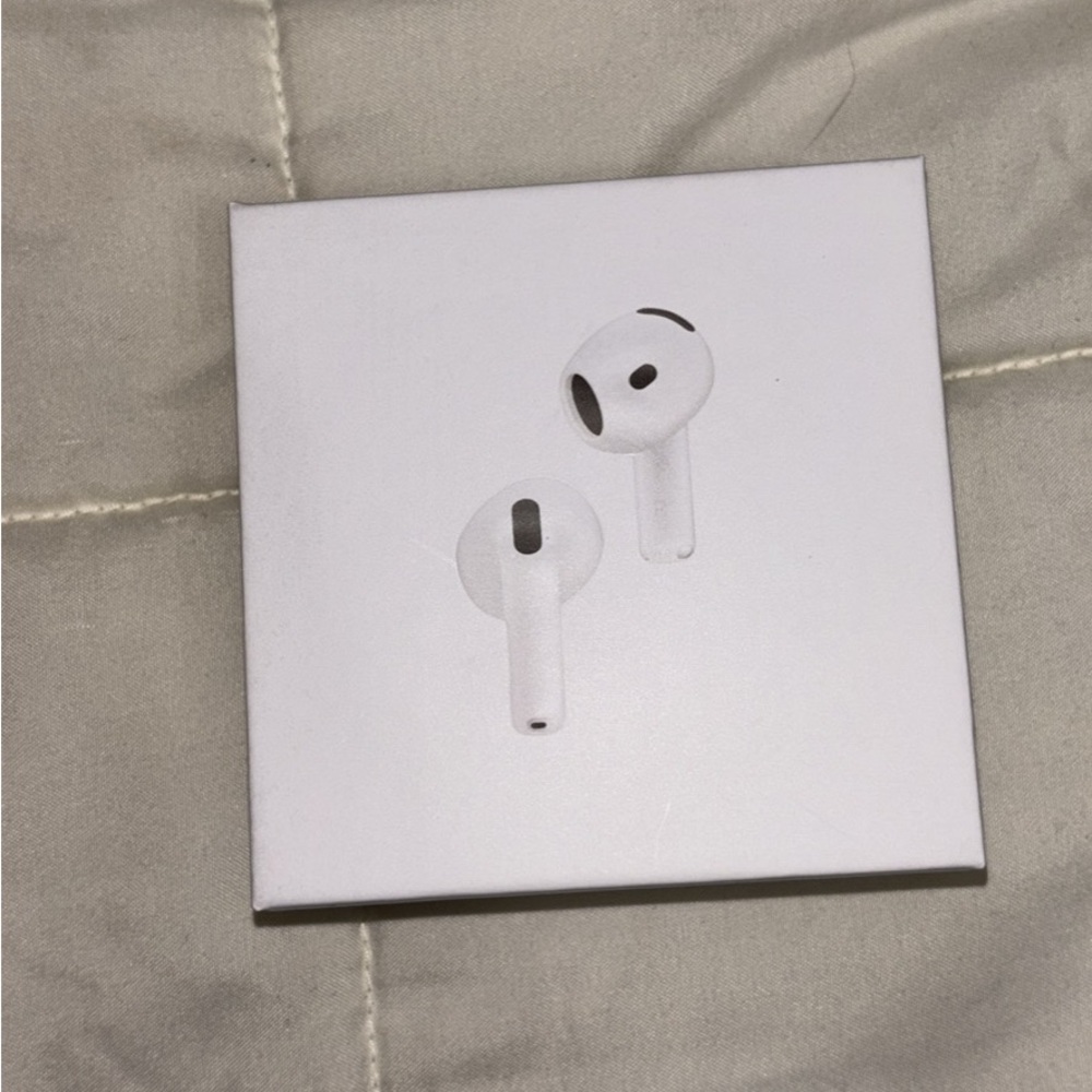 Apple AirPods with White Charging Case
